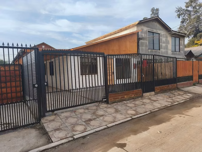 SE VENDE CASA EN PASAJE, MAIPÚ, 2.708 UF