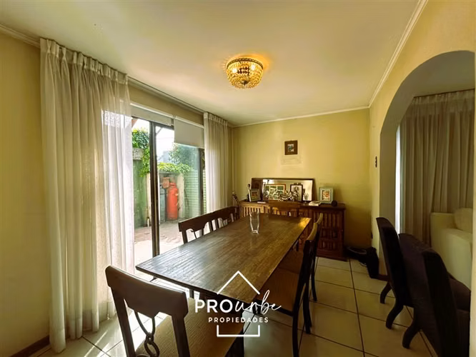 Casa en venta de 5 dorm. en Vitacura - Imagen 3