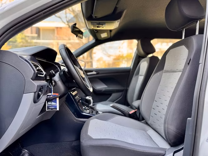 VOLKSWAGEN T-CROSS 1.0 TSI AT COMFORTLINE (RADIO 6,5\) - 2024 | 4653 - Imagen 14