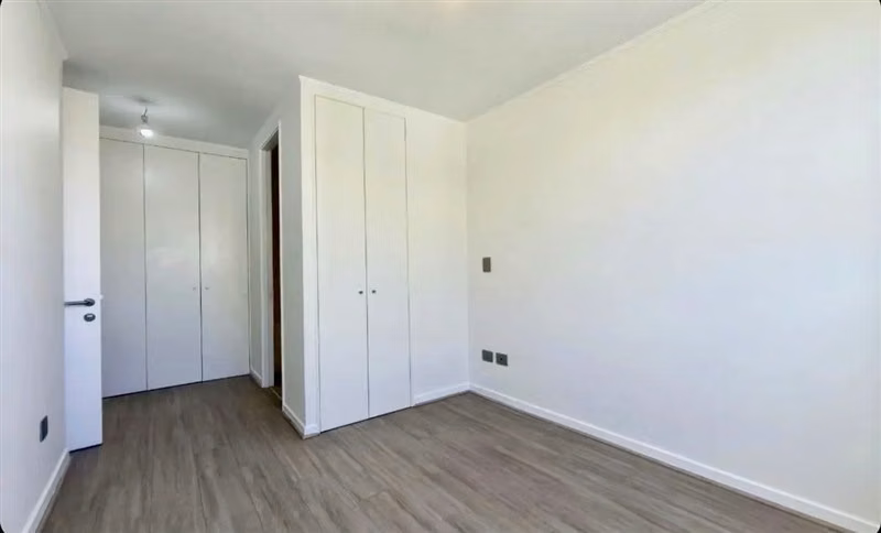 Casi nuevo impecable , 2D,3B, E y B, sector tranquilo - Imagen 8