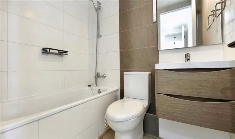 Casi nuevo impecable , 2D,3B, E y B, sector tranquilo - Imagen 15
