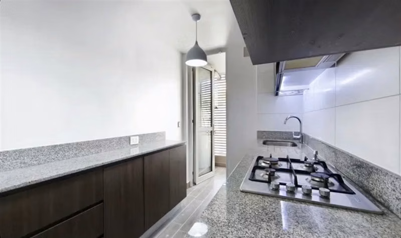 Casi nuevo impecable , 2D,3B, E y B, sector tranquilo - Imagen 4