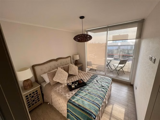 Departamento en arriendo de 2 dorm. en La Cisterna