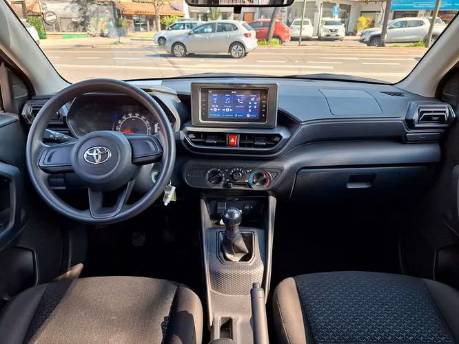 TOYOTA RAIZE 2025 - Imagen 8