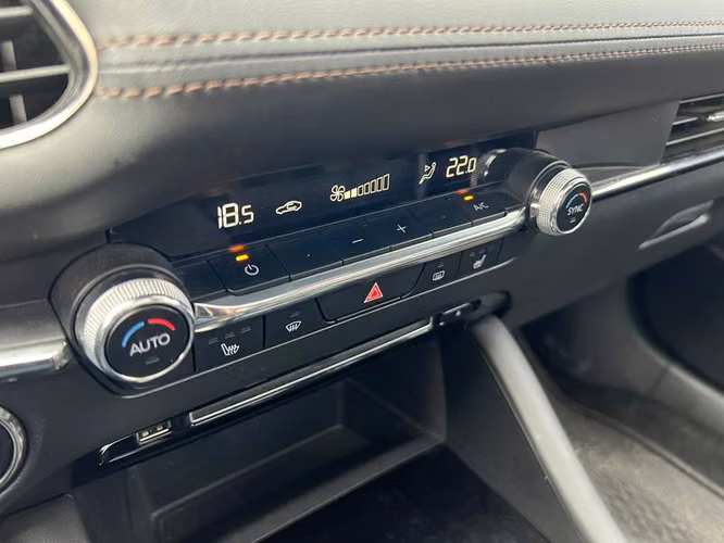 MAZDA 3 SP GTX 2.5 7G 6AT - 2022 | 4687 - Imagen 18