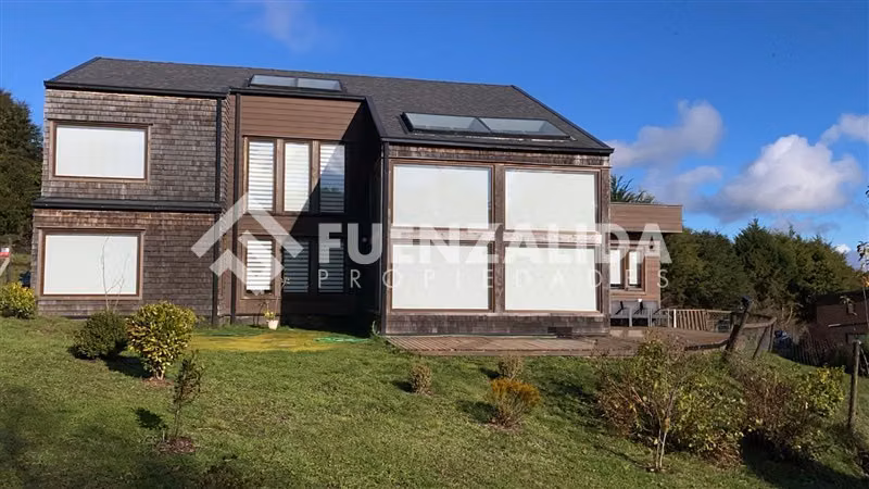 Casa en arriendo de 4D3B en Condominio de Puerto Varas - Imagen 3