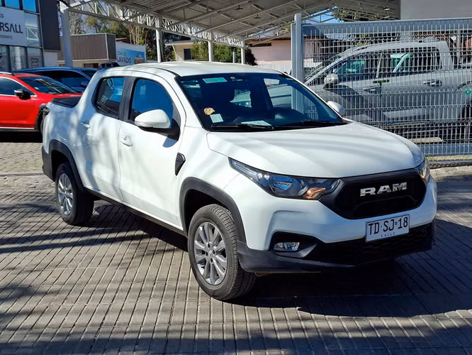 RAM 700 2024 - Imagen 3