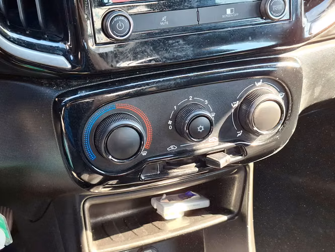 RAM 700 2024 - Imagen 16