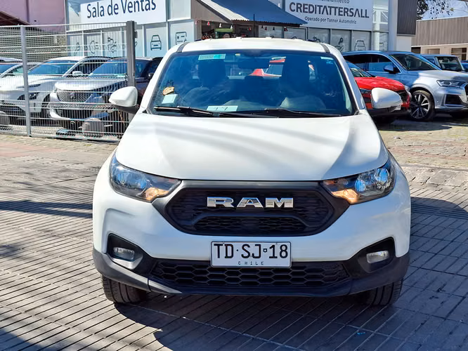 RAM 700 2024 - Imagen 2