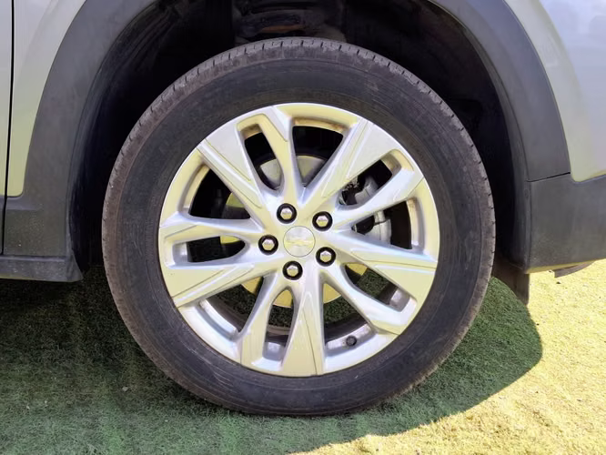 Chevrolet Tracker 1.2T LTZ R 4X2 AT 5P 2025 - Imagen 9