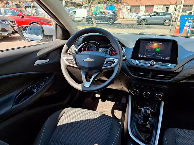 CHEVROLET ONIX 2022 - Imagen 8