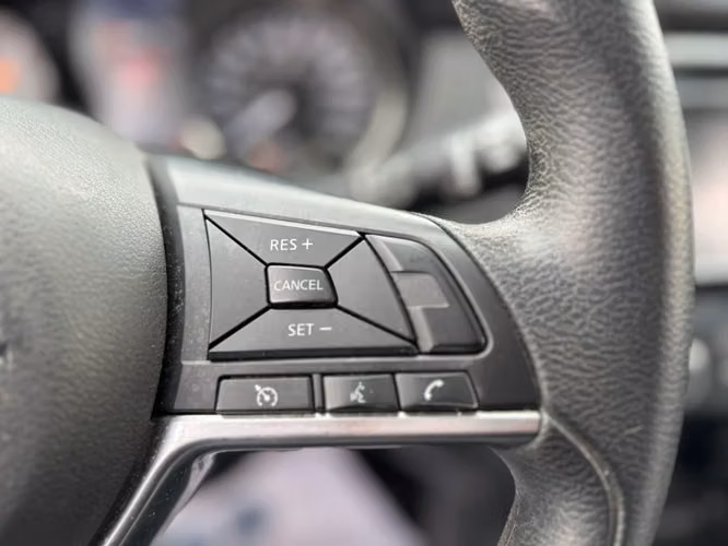 Nissan X-trail 2.5 SENSE MC 4X2 2ROW CVT AT 5P 2022 - Imagen 20