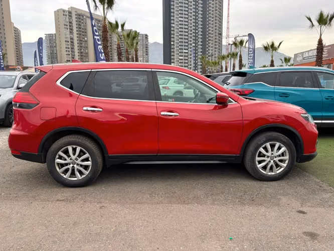 Nissan X-trail 2.5 SENSE MC 4X2 2ROW CVT AT 5P 2022 - Imagen 4