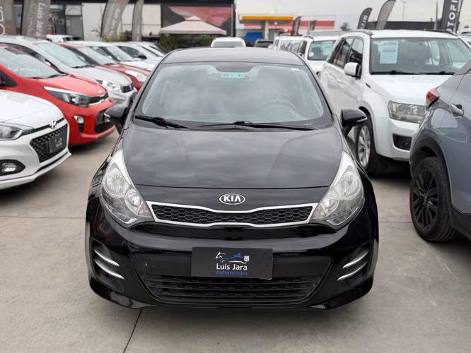KIA RIO 5 EX AT - Imagen 2
