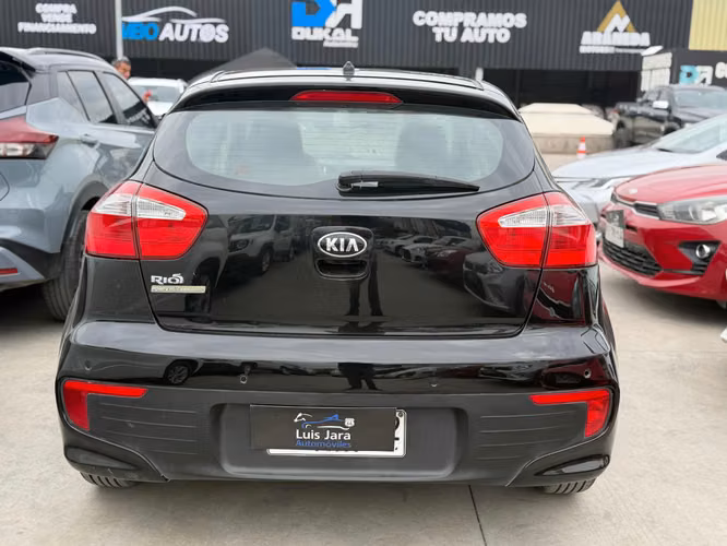 KIA RIO 5 EX AT - Imagen 5