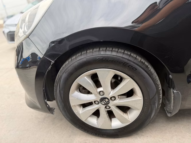 KIA RIO 5 EX AT - Imagen 7