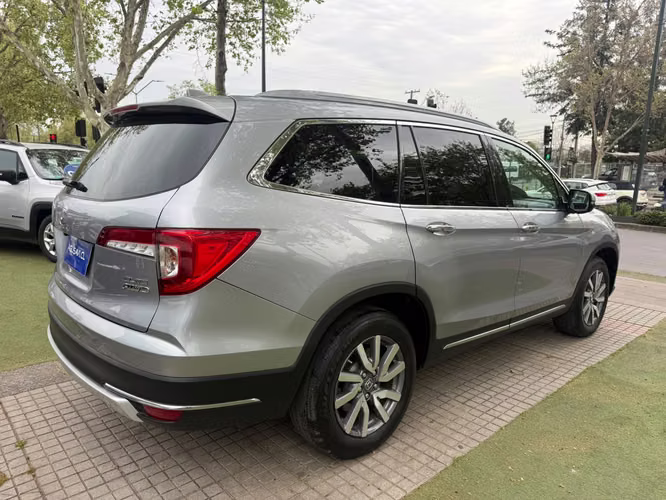 Honda Pilot ELITE 3.5 V6 4x4 (2019) - Imagen 3