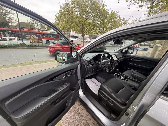 Honda Pilot ELITE 3.5 V6 4x4 (2019) - Imagen 7