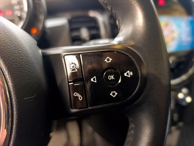 MINI COOPER ESSENTIAL - 2023 | 2746