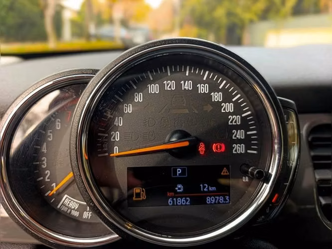 MINI COOPER ESSENTIAL - 2023 | 2746