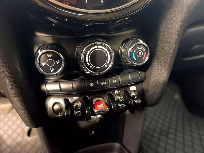 MINI COOPER ESSENTIAL - 2023 | 2746