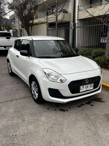 Suzuki Swift Japonés Único Dueño - Imagen 2