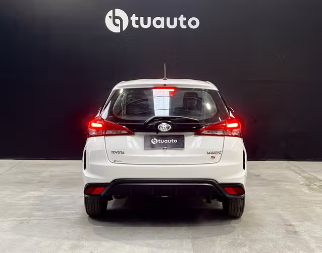 TOYOTA YARIS 1.5 MT S - Imagen 5