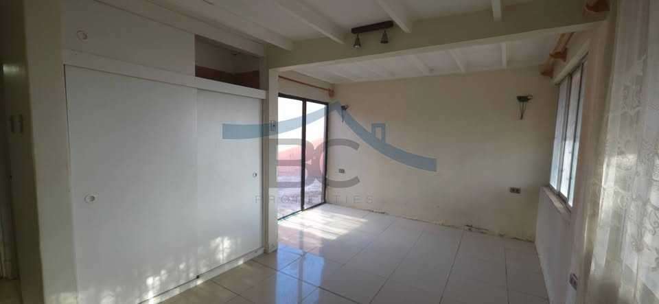 Se vende casa en condominio Quetena I. (183666)