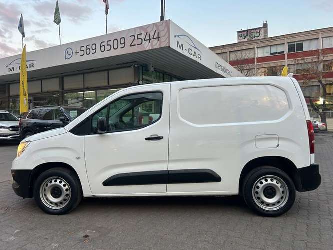 OPEL COMBO HDI 92 L1 5P 1.6 - 2022 | 3992