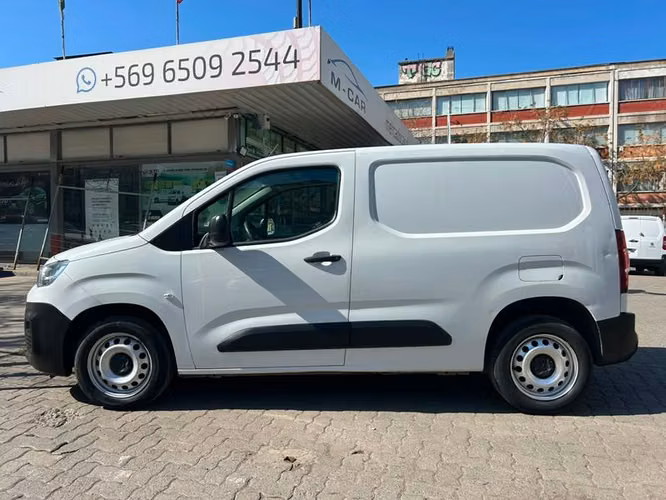 CITROEN BERLINGO BERLINGO 1.5 - 2023 | 4660 - Imagen 4