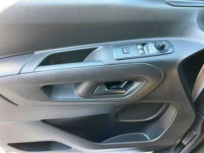 CITROEN BERLINGO BERLINGO 1.5 - 2023 | 4660 - Imagen 15