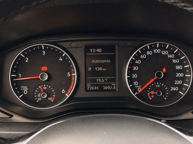 VOLKSWAGEN AMAROK AMAROK 2.0 TDI MT COMFORTLINE 4X4 - 2021 | 4331 - Imagen 9