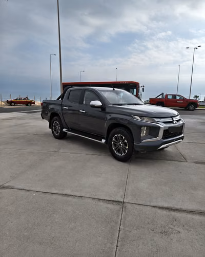 MITSUBISHI L200 D/C 4X4 TD  DAKAR CRS MT - 2023 | 4669