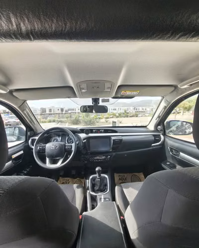 TOYOTA HILUX 4X4 2.8 MT SR - 2024 | 4673