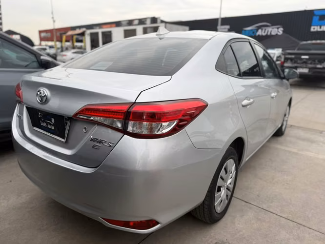 TOYOTA YARIS - Imagen 6