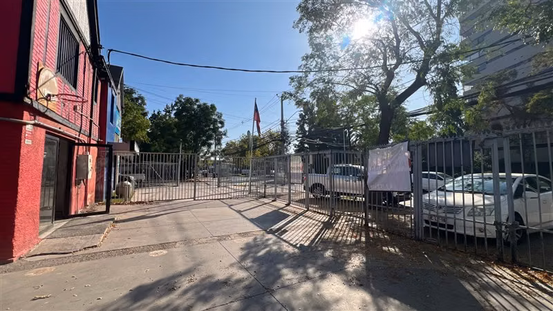 Local Comercial en arriendo en Vitacura - Imagen 2