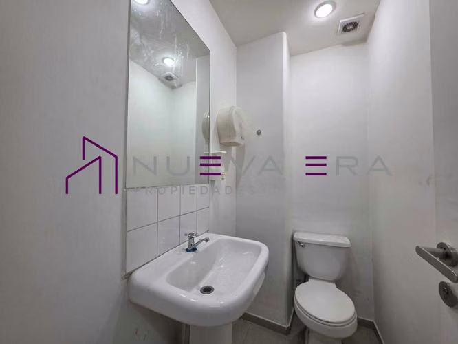 Oficina 65 m² con 3 Privados en Santiago Centro (183697)