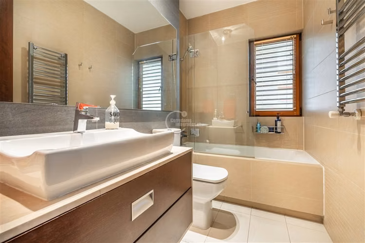 Increíble duplex en arriendo con piscina privada Las Condes - Imagen 39