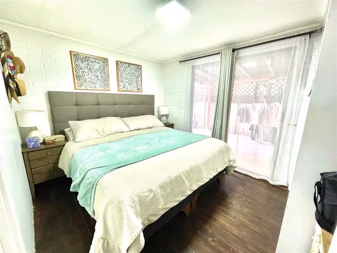 Casa en venta de 3 dorm.2 baños. en La Cruz - Imagen 6