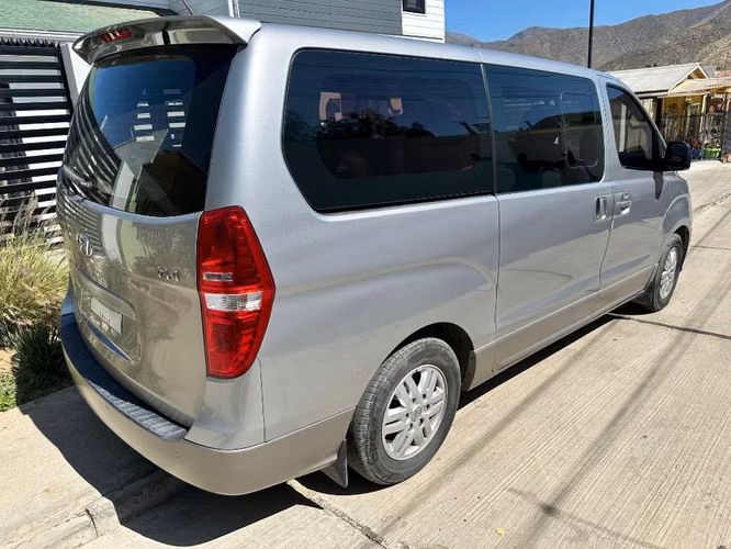 Hyundai H-1 2021 AT PASAJEROS