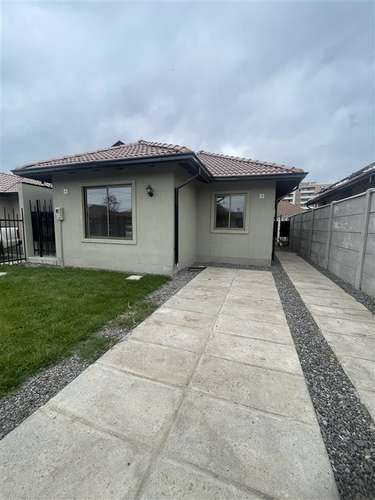 ARRIENDO CASA MODELO LONDRES EN HACIENDA ESMERALDA