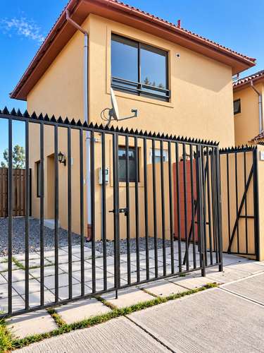  ARRIENDO CASA EN AV. BITRÁN, AMPLIOS ESPACIOS PARA DISFRUTAR EN FAMILIA.