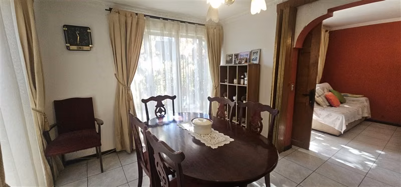 Casa en venta de 5 dorm. en La Reina - Imagen 9