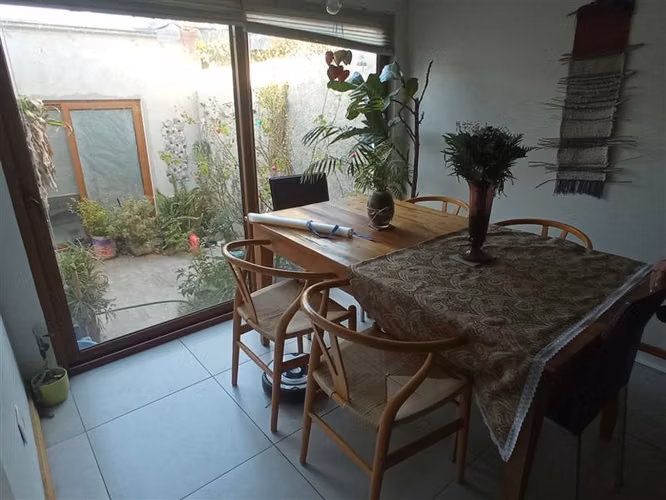 SE VENDE CASA AMPLIA EN SECTOR RECREO ALTO-VIÑA DEL MAR - Imagen 7