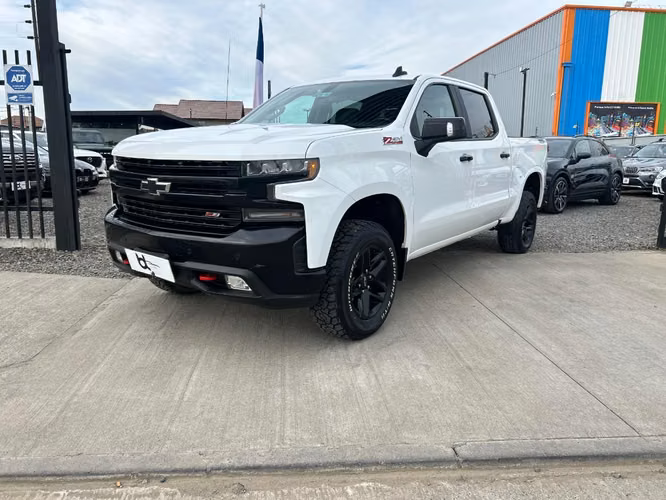 CHEVROLET SILVERADO 5.3 LT TRAILBOSS Z71 4X4 AT 4P. 2021 - Imagen 7