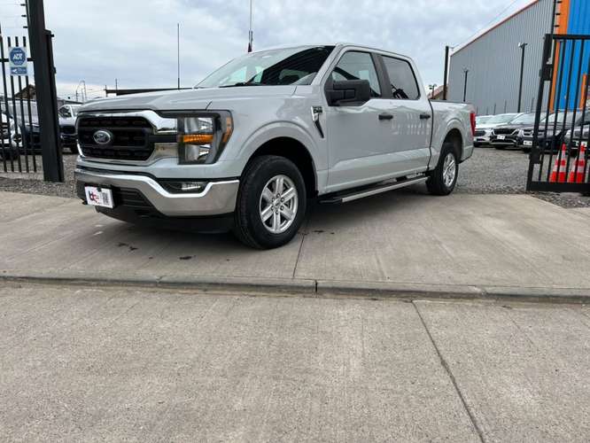 FORD F-150 XLT 3.3 4X2 2024