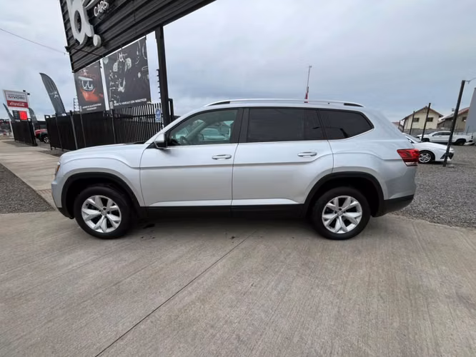 VOLKSWAGEN ATLAS TRENDLINE 3.6 2019 - Imagen 9