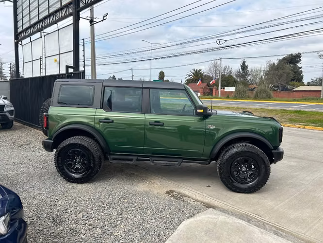 FORD BRONCO 2.7 WILDTRAK 4WD AT 5P 2025 - Imagen 3