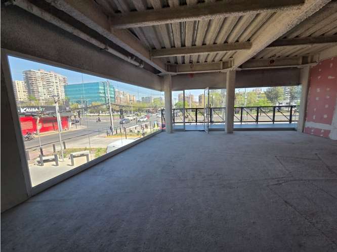 Arriendo Local Comercial, San Miguel, Santiago