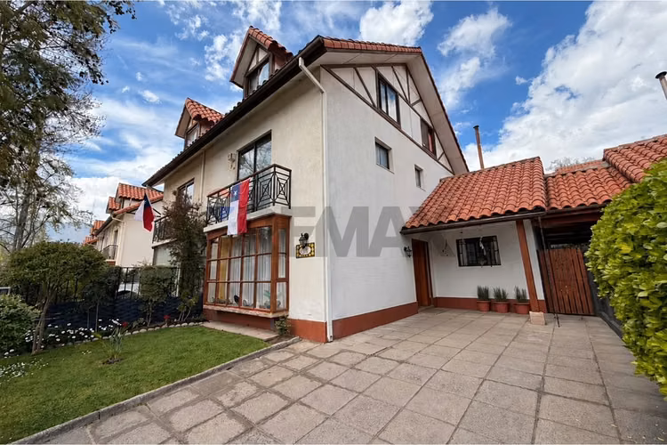 Casa en venta san carlos de apoquindo | 3 pisos